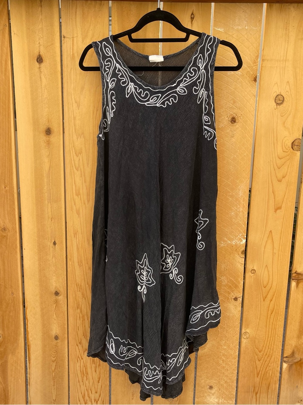 Beach By Exist Black Sleeveless Embroidered Midi Dress